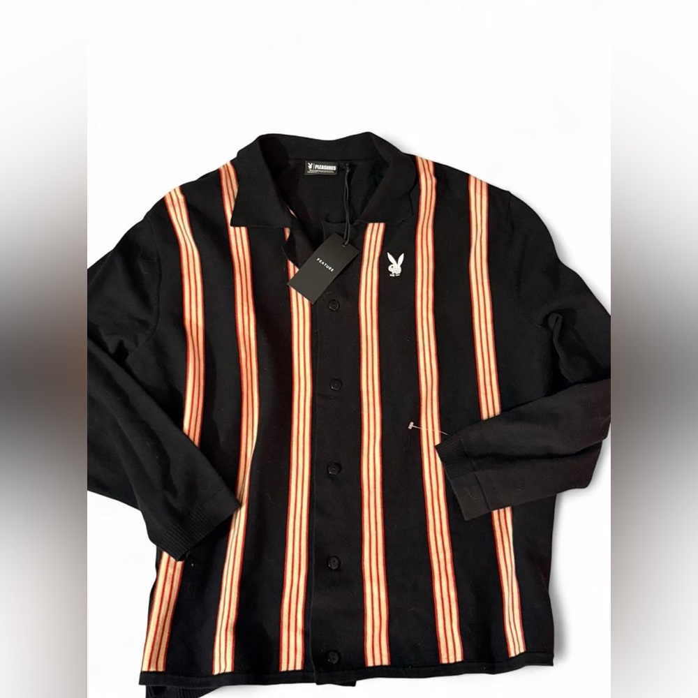 🚨 🐰 PLAYBOY Black Shirt with Red Stripes